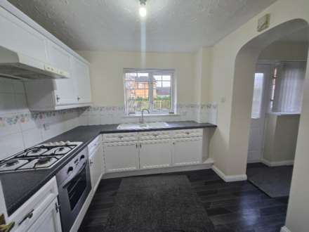Millwater Avenue, Dewsbury, Image 6