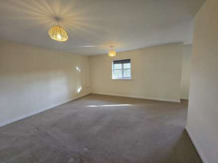 Marmaville Court, Mirfield, Image 5