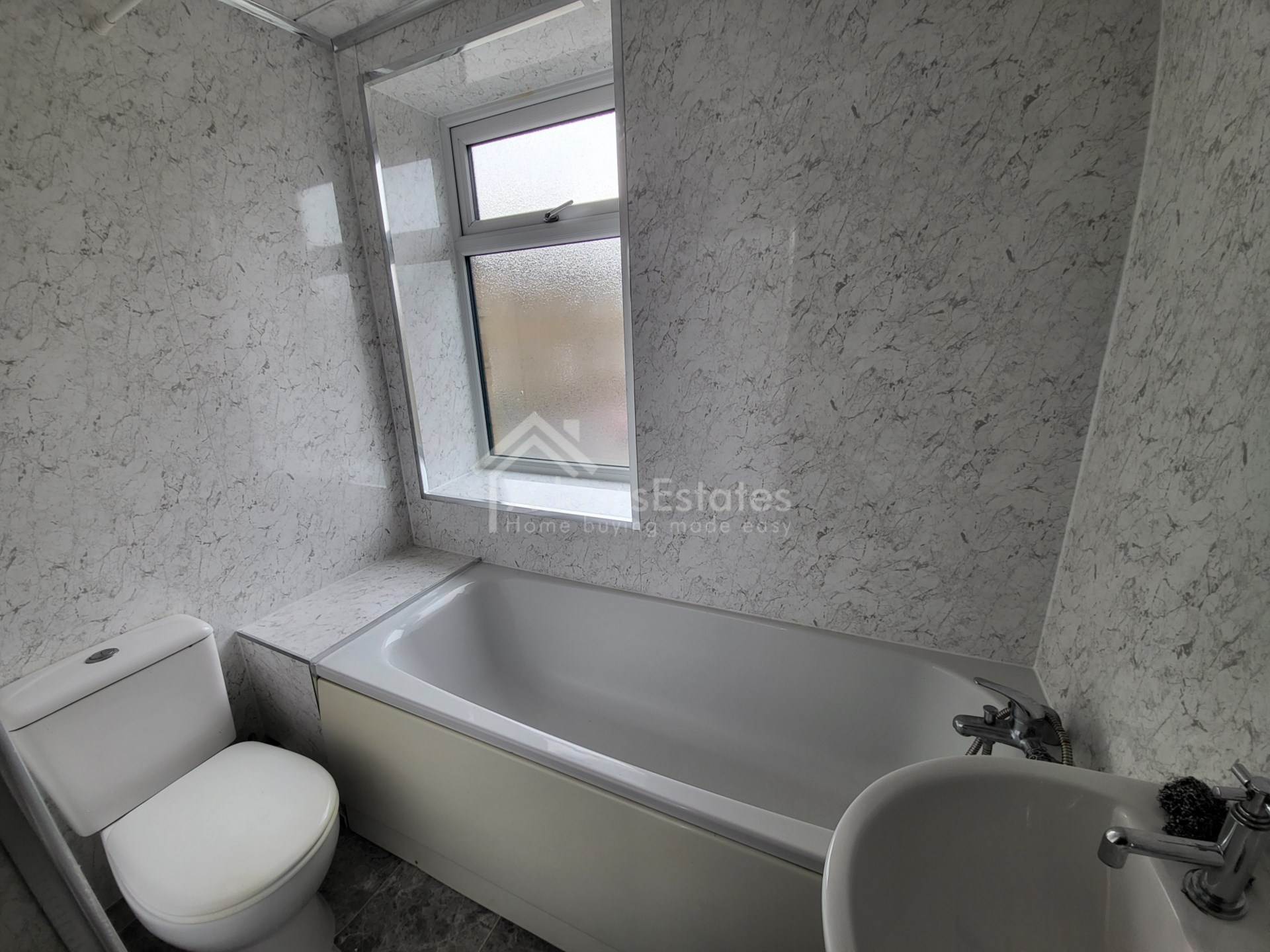 Lees Hall Road, Dewsbury, Image 3