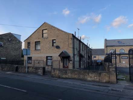 Lees Hall Road, Dewsbury, Image 8
