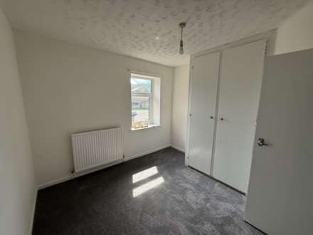 Lees Hall Road, Dewsbury, Image 2