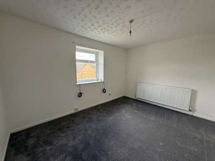 Lees Hall Road, Dewsbury, Image 3