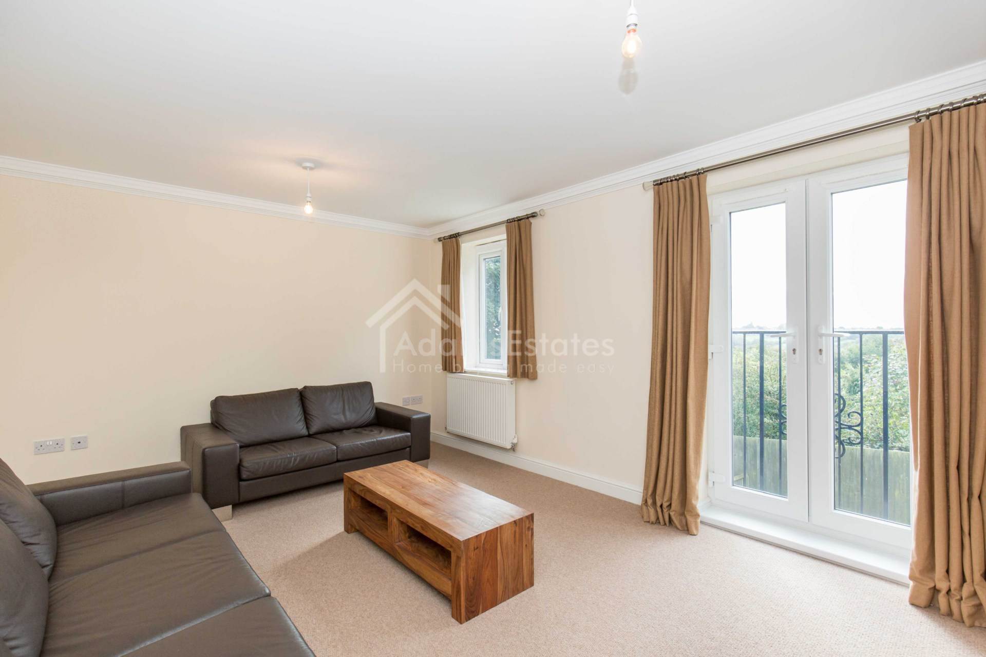 Highfield Court, Batley, Image 5