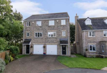 Highfield Court, Batley