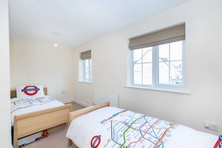 Highfield Court, Batley, Image 7