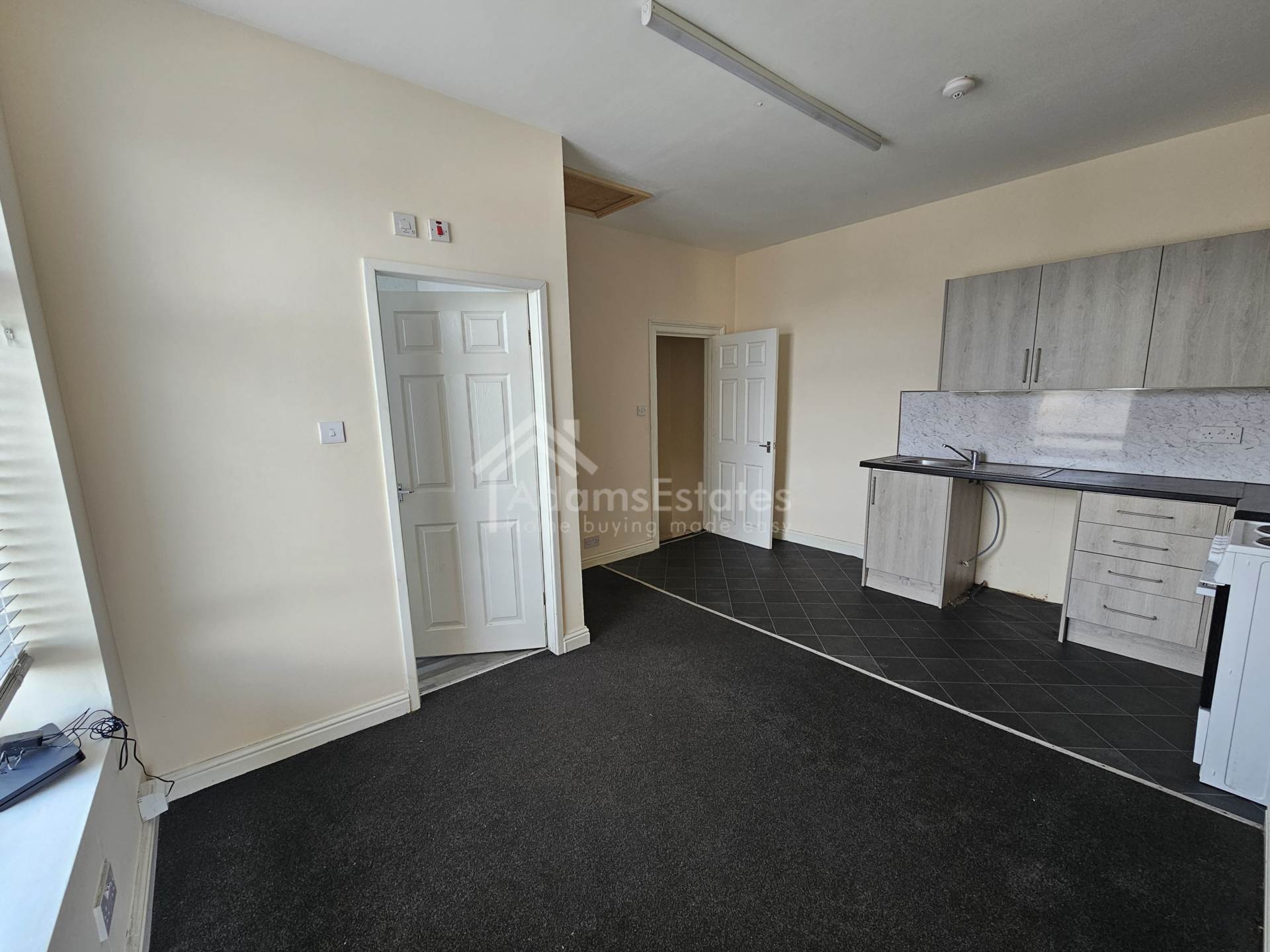 Batley Road, Heckmondwike, Image 2