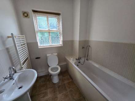 Wellfield Mews, Dewsbury, Image 11