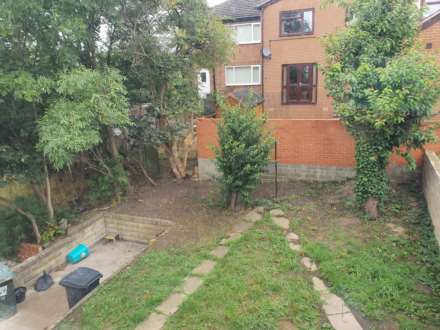 Selbourne Rd, Dewsbury, Image 11