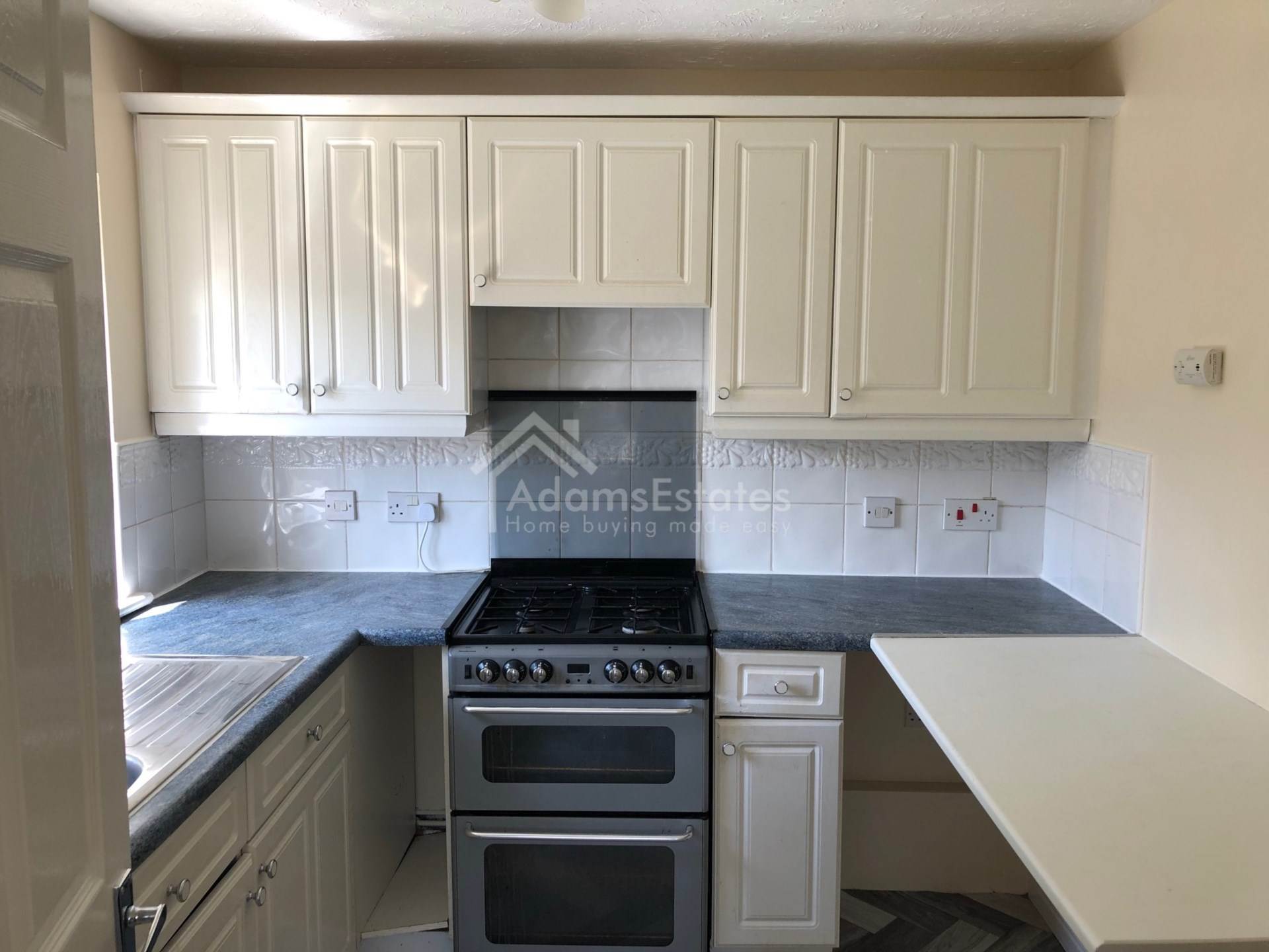 Wormalds View, Dewsbury, Image 6