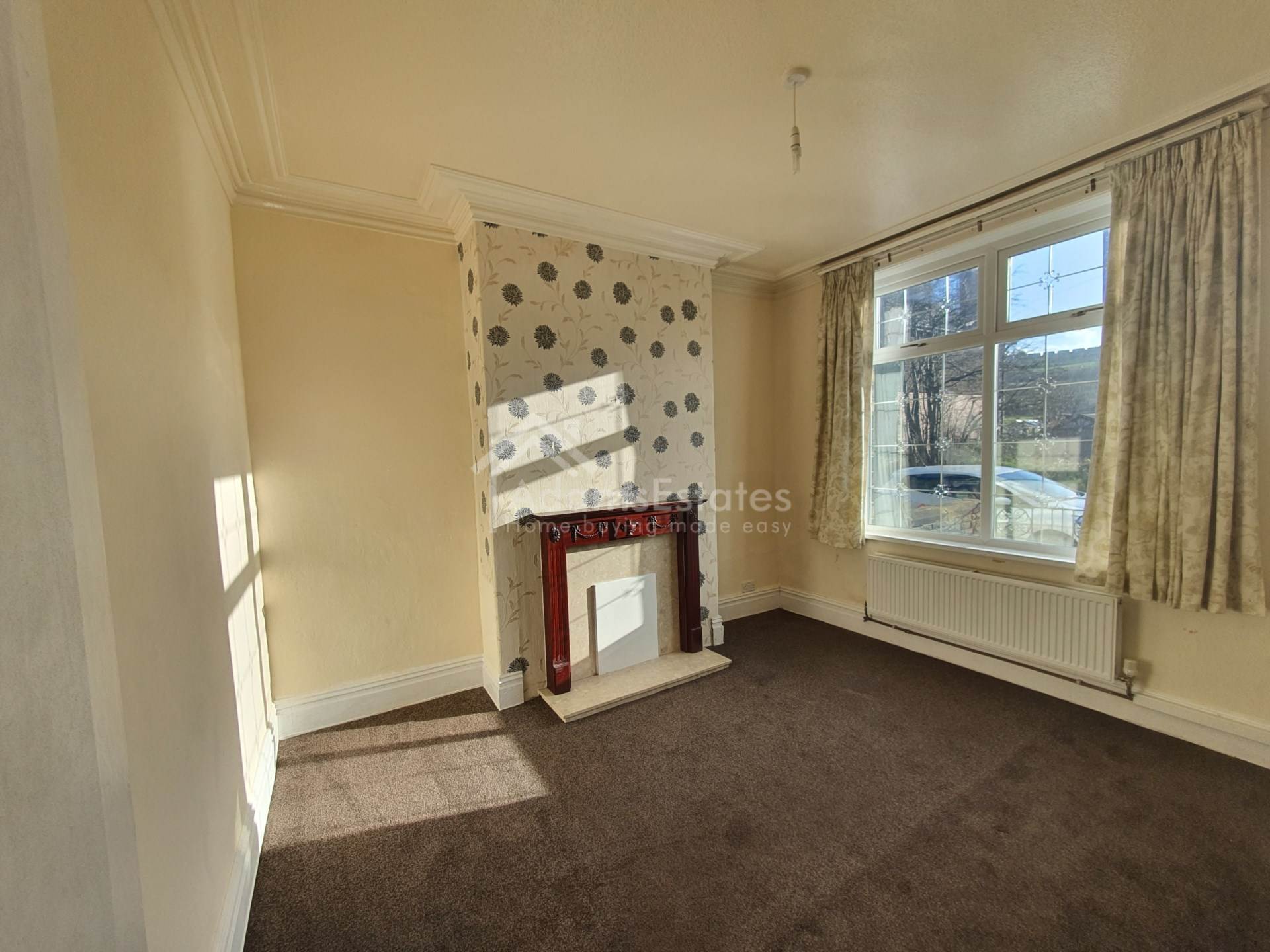 Lees Hall Road, Dewsbury, Image 3