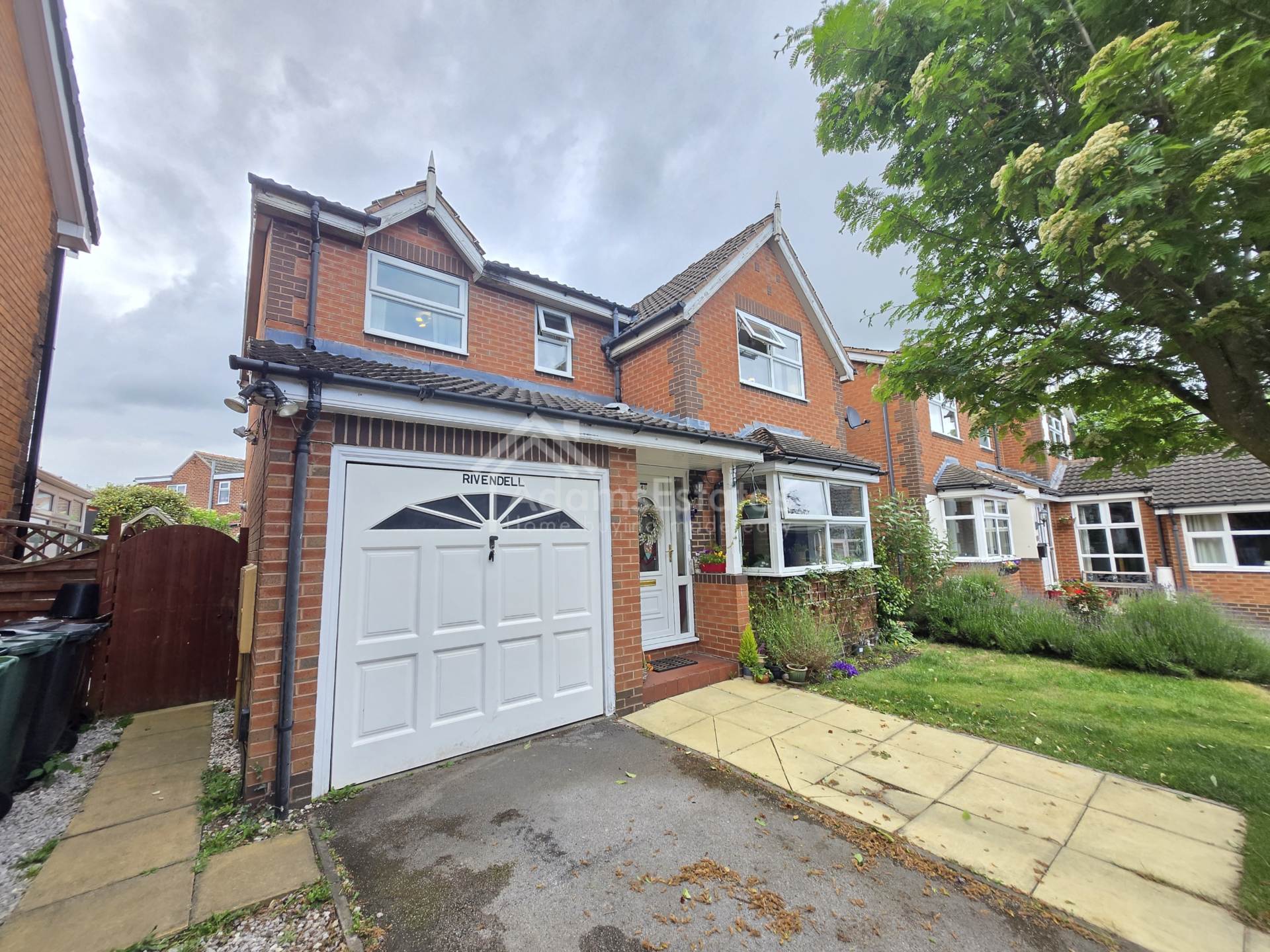Moorpark Lane, Dewsbury, Image 1