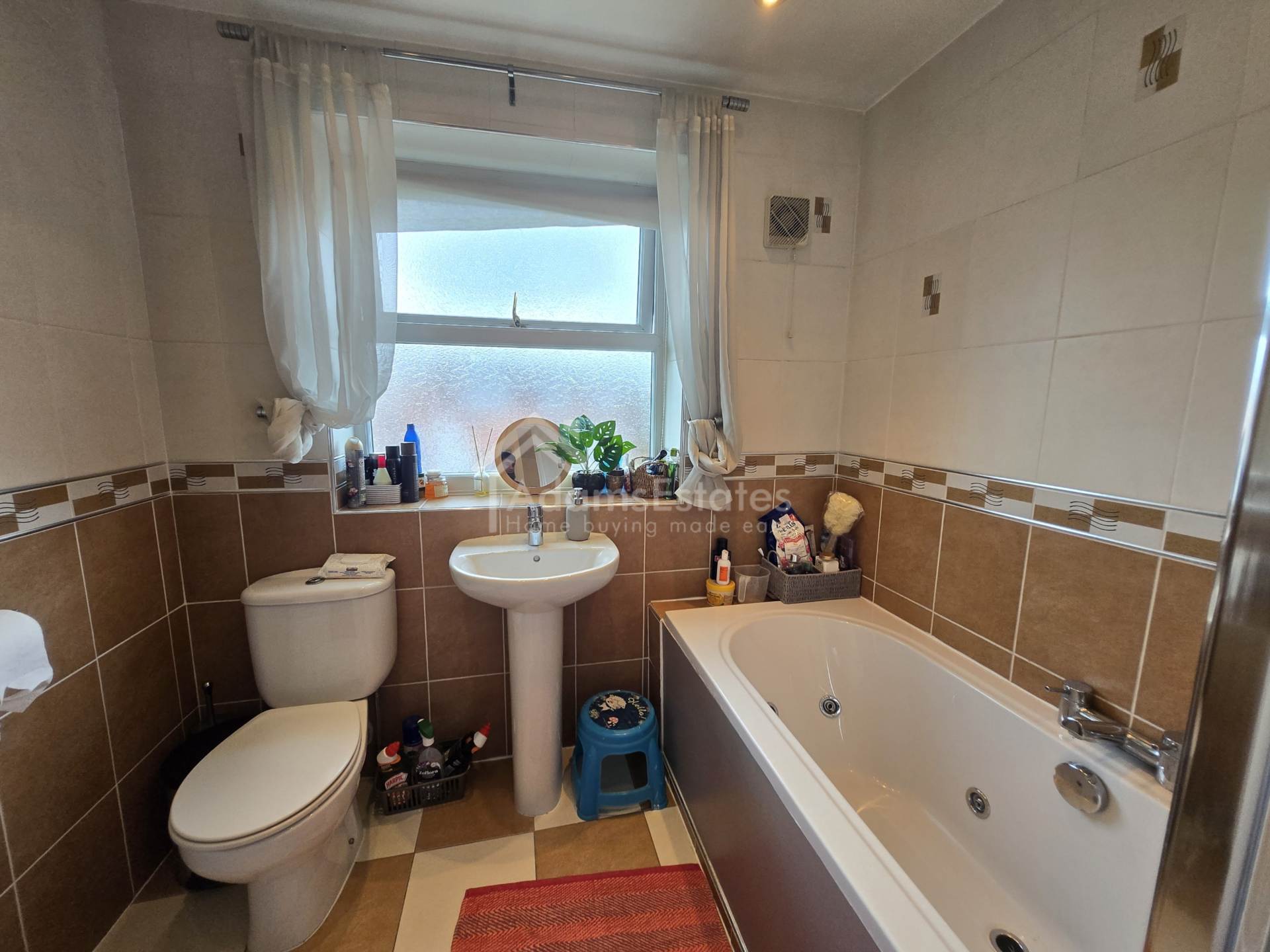 Moorpark Lane, Dewsbury, Image 11