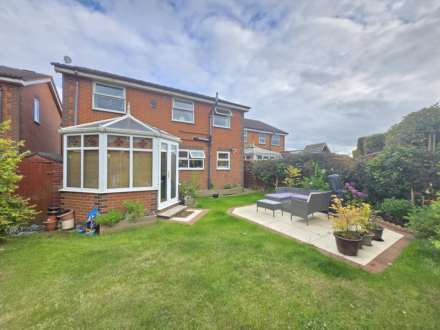 Moorpark Lane, Dewsbury, Image 15