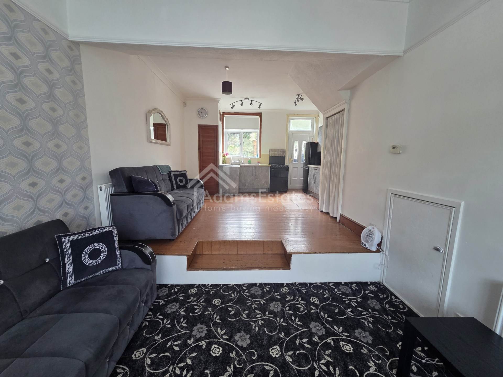 Lees Hall Road, Dewsbury, Image 4