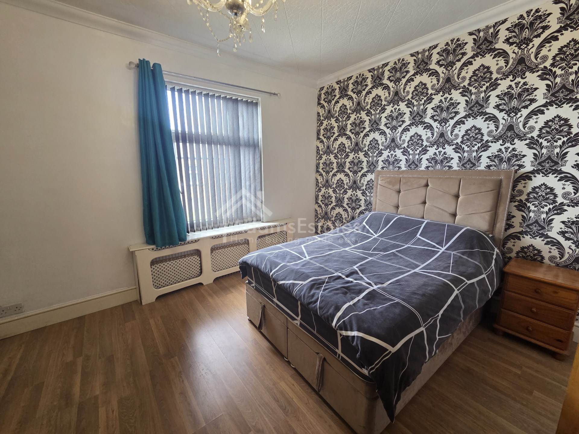 Lees Hall Road, Dewsbury, Image 5