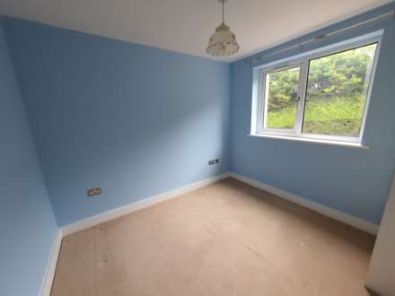Halifax Road, Dewsbury, Image 4