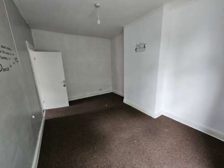 Healy Lane, Batley, Image 4