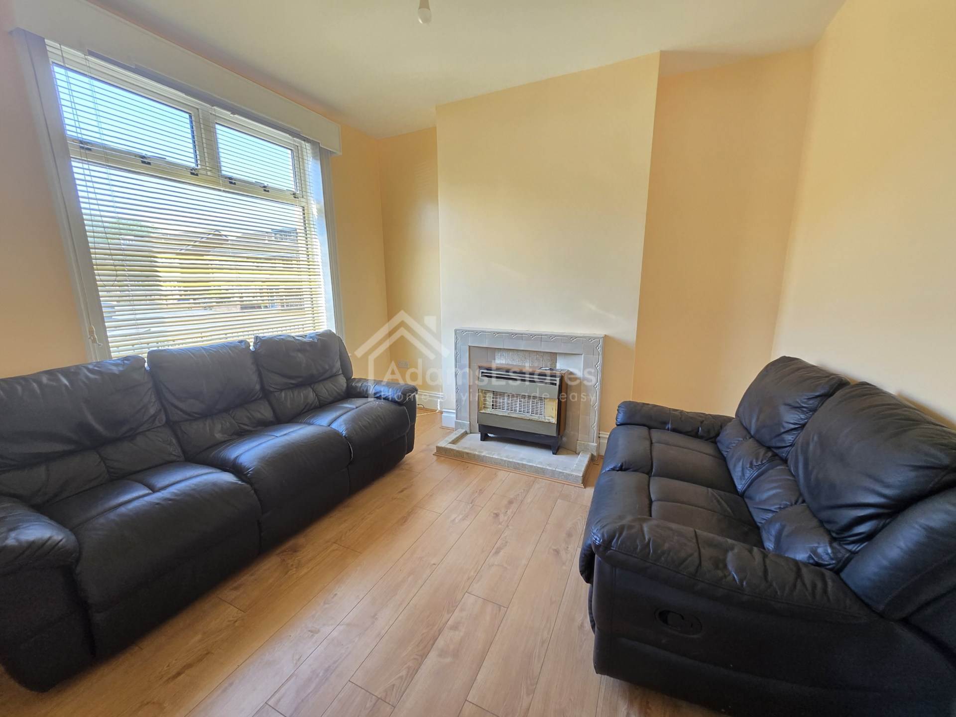 Slaithwaite Road, Dewsbury, Image 3
