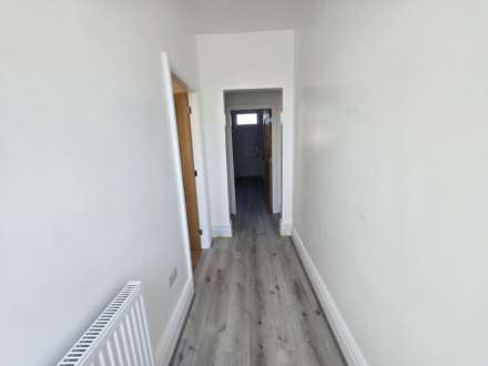 Slaithwaite Road, Dewsbury, Image 2