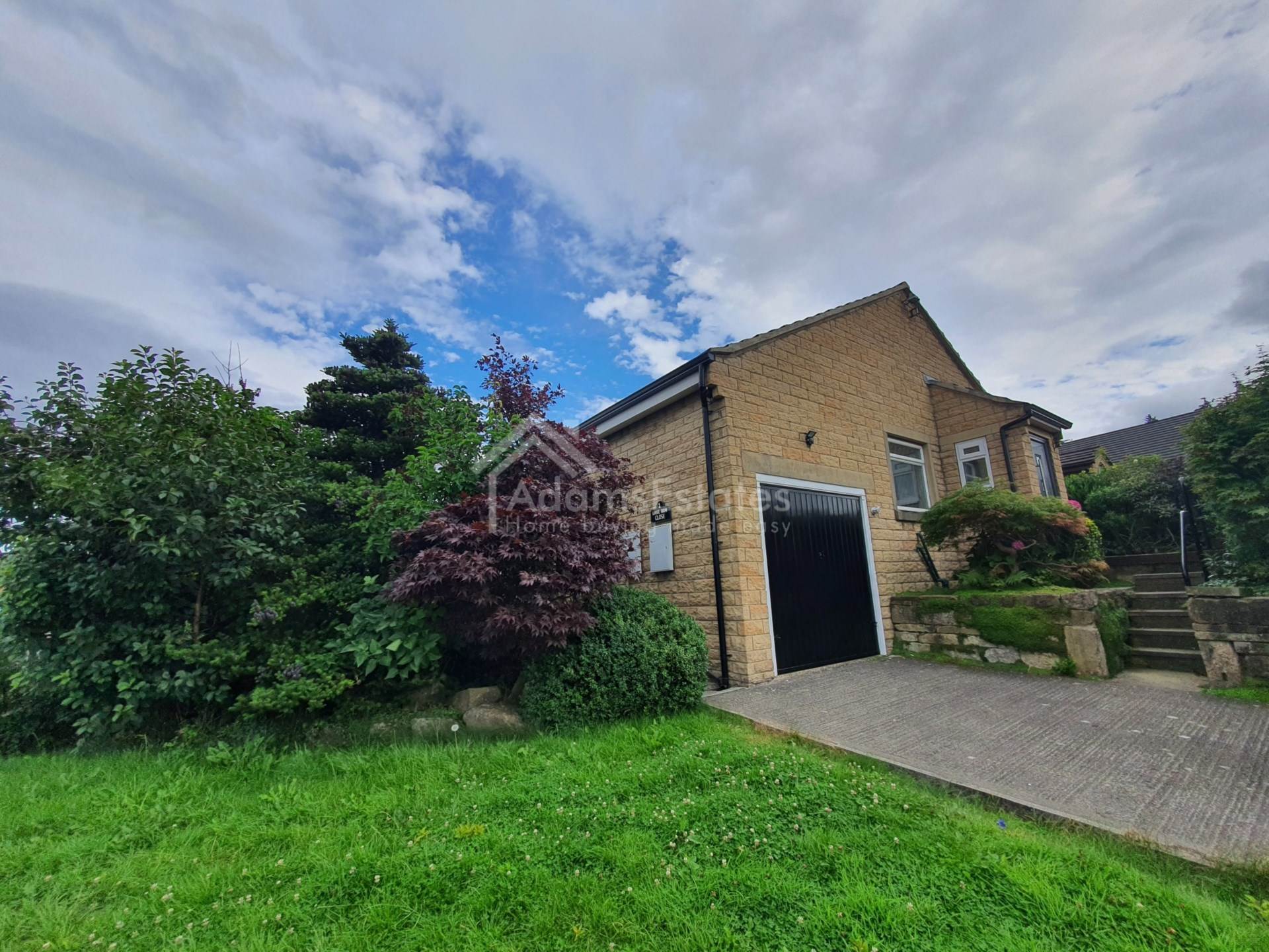 Lodge Farm Close, Dewsbury, Image 1