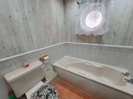 Lodge Farm Close, Dewsbury, Image 7