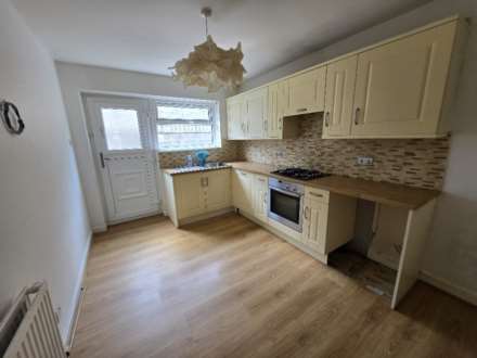 Park House Drive, Thornhill, Image 9