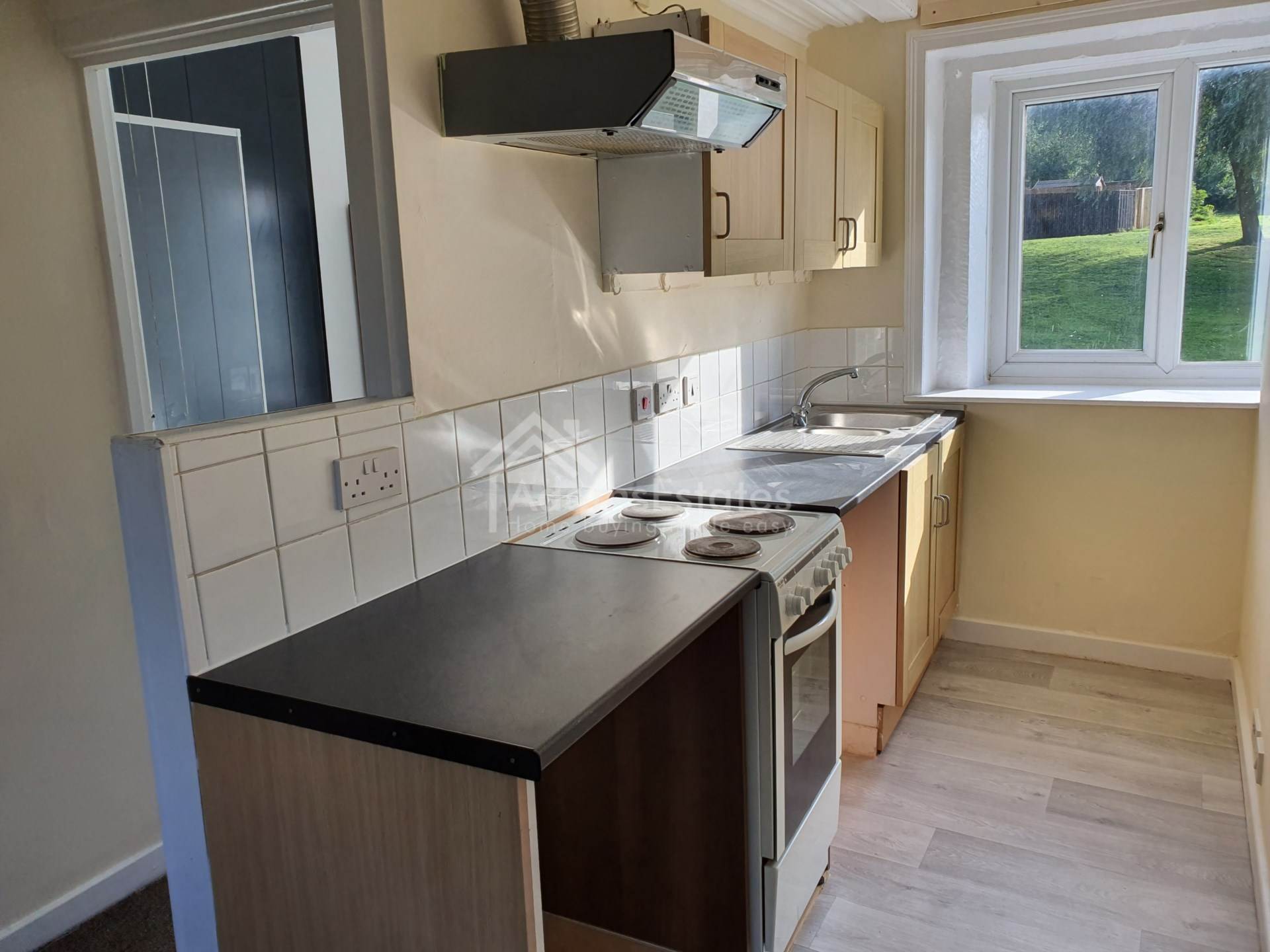 Cross Bank Road, Batley, Image 5