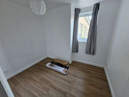 Aire House, Knottingley, Image 6