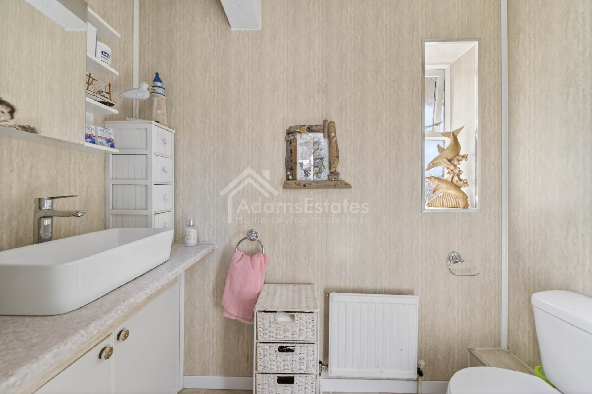 Leith Court, Dewsbury, Image 27