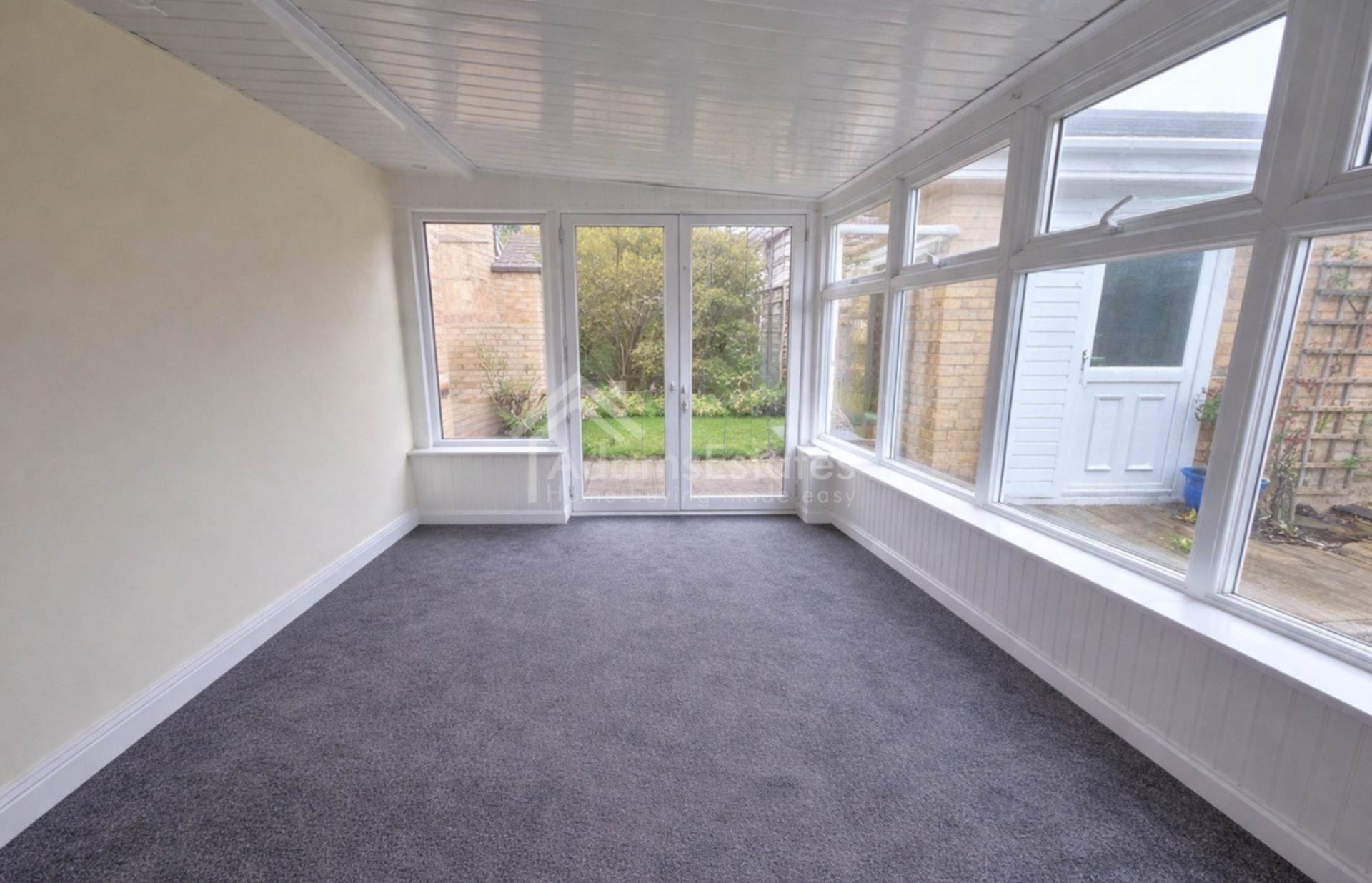 Leith Court, Dewsbury, Image 8