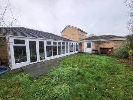 Leith Court, Dewsbury, Image 12