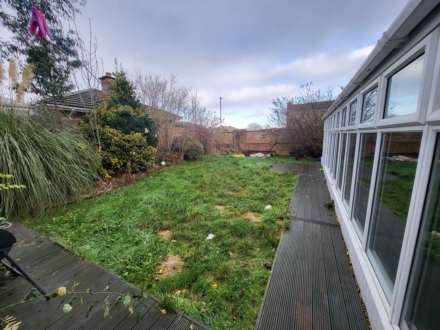 Leith Court, Dewsbury, Image 13