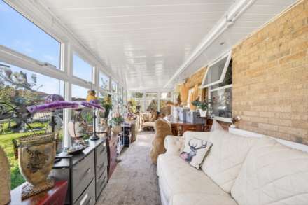 Leith Court, Dewsbury, Image 15