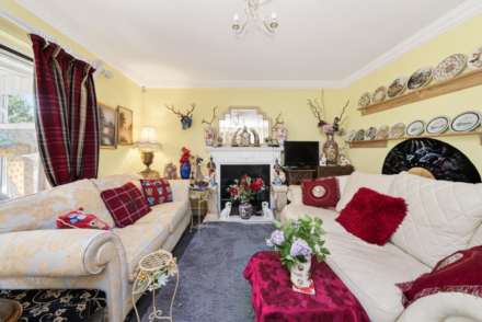 Leith Court, Dewsbury, Image 24