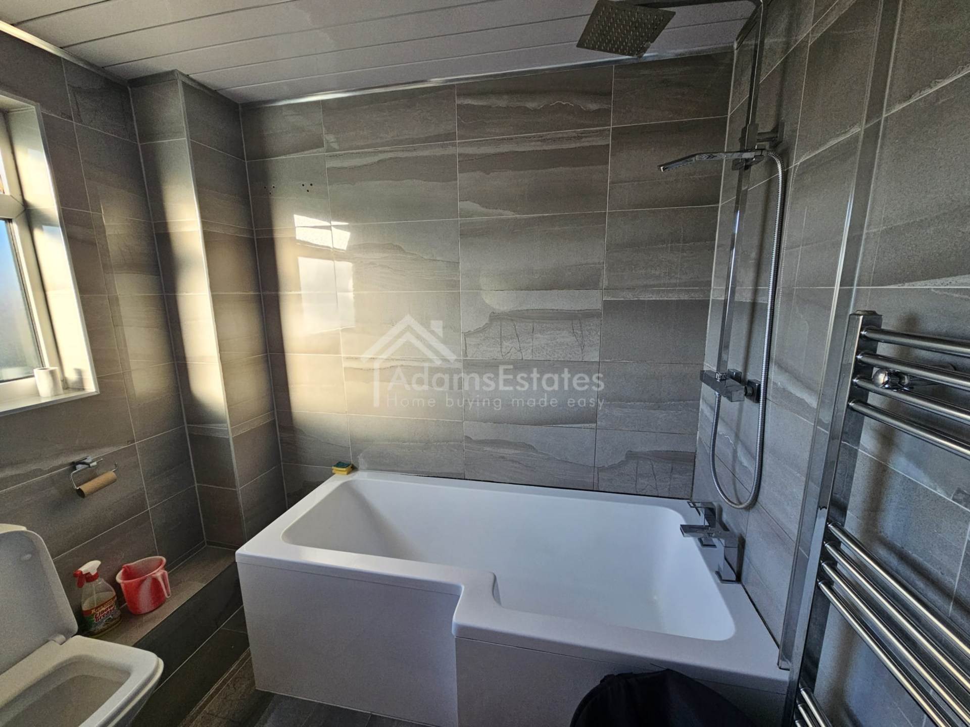 Tyndale Walk, Batley, Image 8