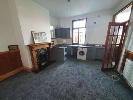 Walker Street, Dewsbury, Image 2