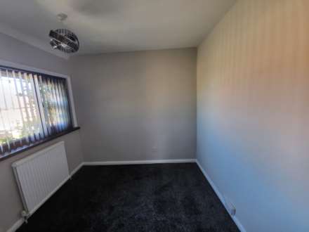 Edge Avenue, Dewsbury, Image 8