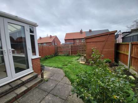 Overthorpe Avenue, Dewsbury, Image 10