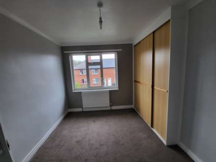 Overthorpe Avenue, Dewsbury, Image 6