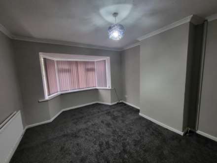 Bank View, Dewsbury, Image 6