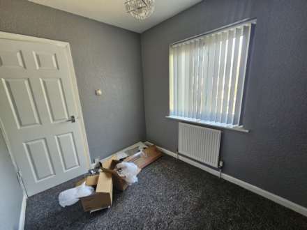 Ealand Avneue, Batley, Image 7