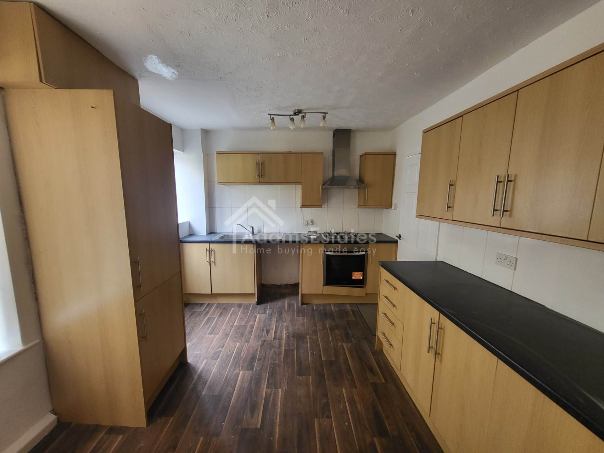 Centenry Square, Dewsbury, Image 4