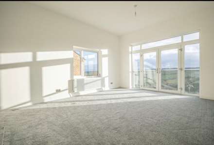 Whitley Road, Dewsbury, Image 11