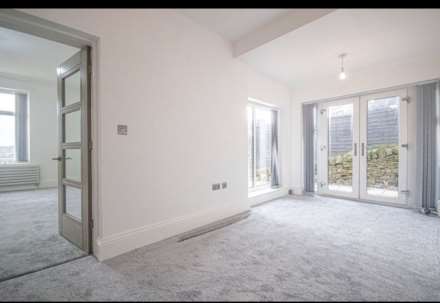 Whitley Road, Dewsbury, Image 8