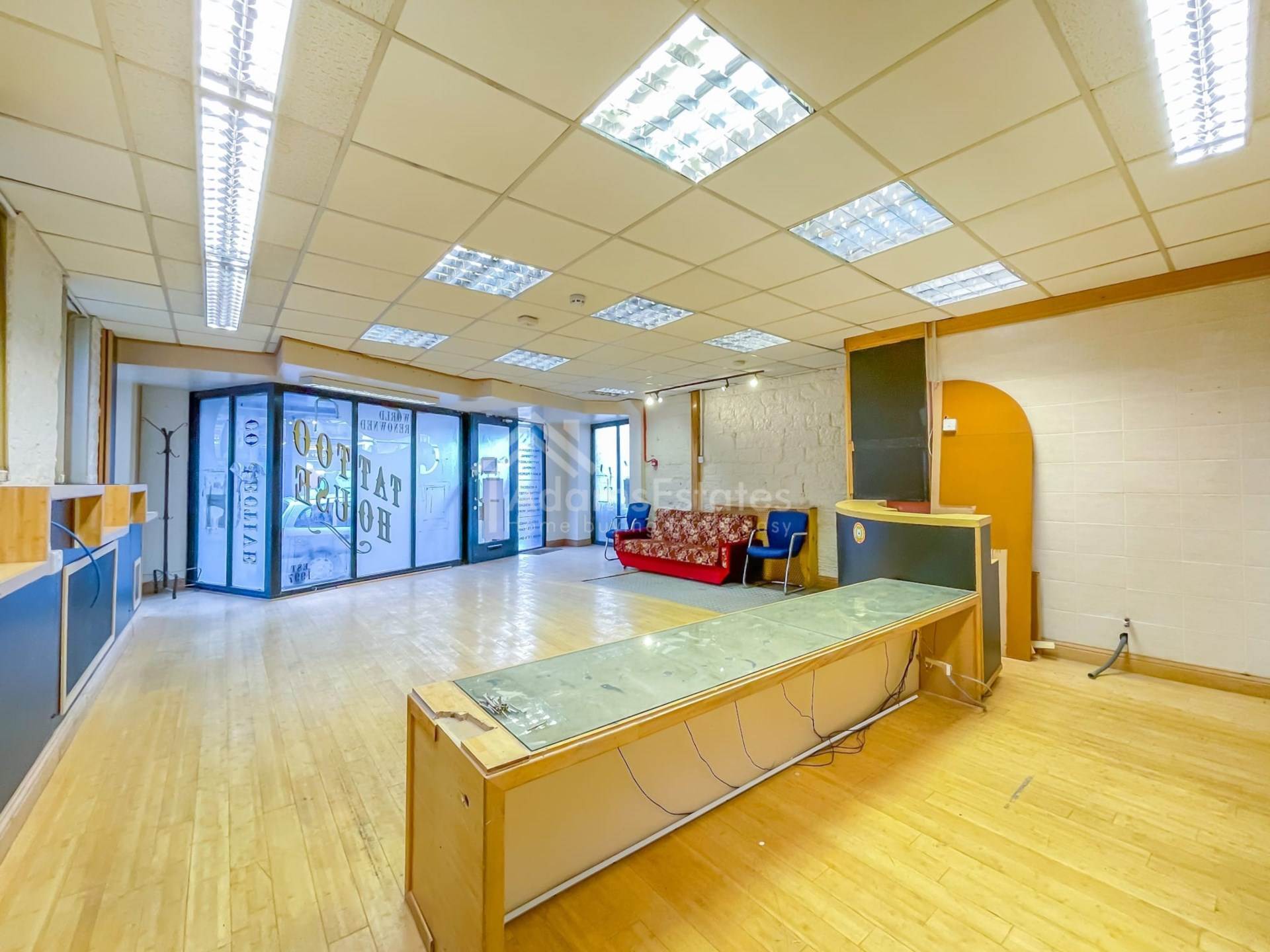 With planning permission for 2x 1-bedroom flat on 2nd floor, Image 2