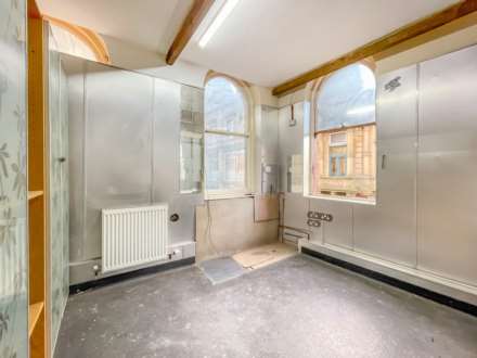With planning permission for 2x 1-bedroom flat on 2nd floor, Image 19