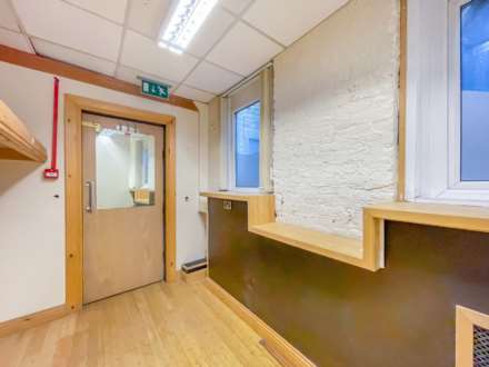 With planning permission for 2x 1-bedroom flat on 2nd floor, Image 23