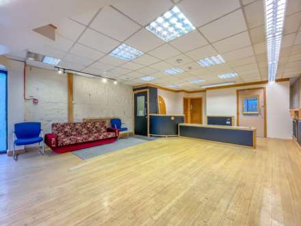 With planning permission for 2x 1-bedroom flat on 2nd floor, Image 7