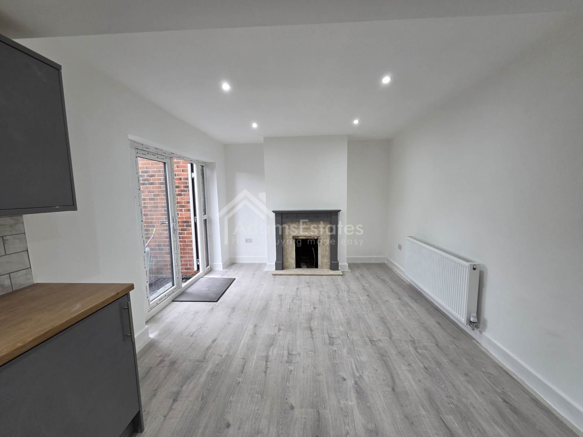 Hawthorne Avenue, Batley, Image 3