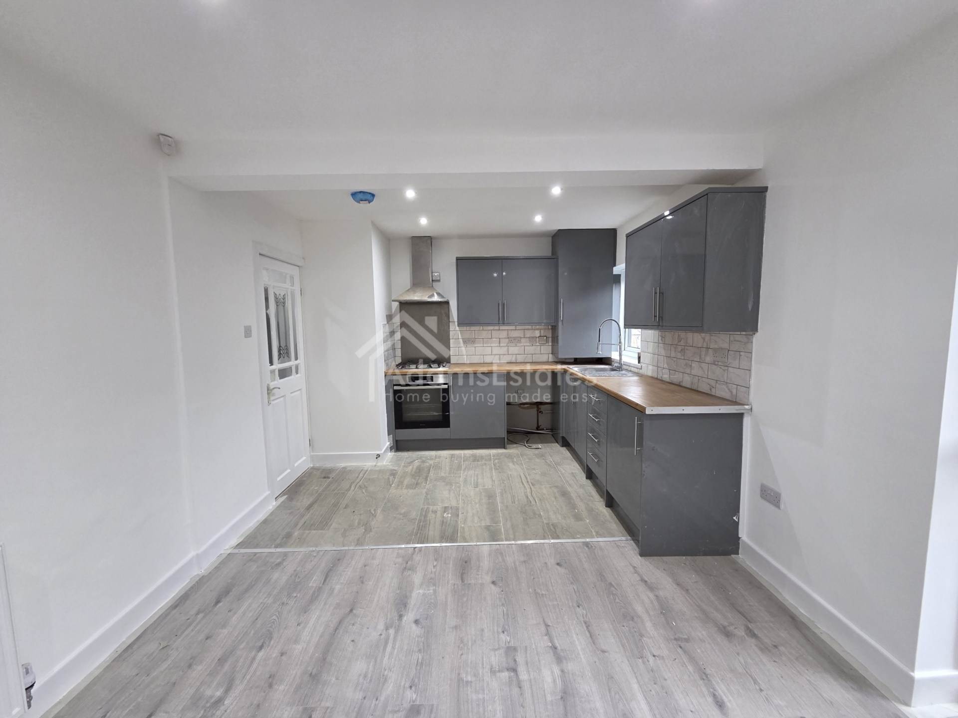 Hawthorne Avenue, Batley, Image 4